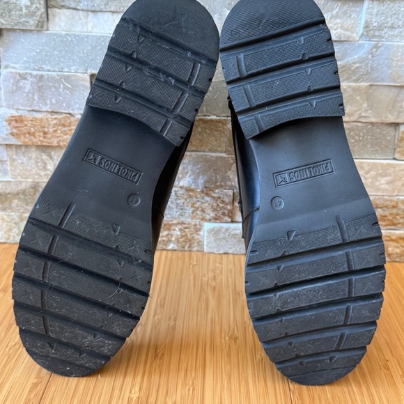 Pikolinos Black Studded Leather Ankle Boots - Picture 9 of 9